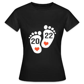 birth 2022 future dad future mom baby - Women's T-Shirt - black - Front - AI Model Female 172 dark (172cm)
