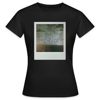 Mon corps Mon choix - T-shirt Femme - noir - Devant - AI Model Female 172 dark (172cm)