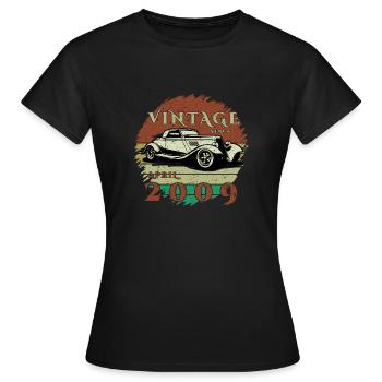 16. Geburtstag - Klassiker - Vintage since 04/2009 - Frauen T-Shirt - Schwarz - Vorne - AI Model Female 172 dark (172cm)