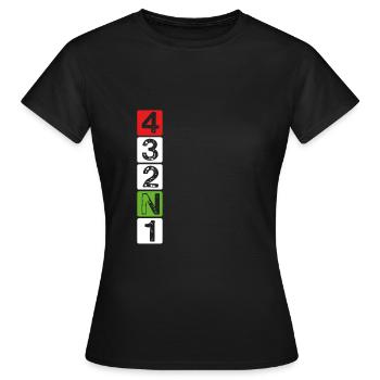Motorrad Gangschaltung - Frauen T-Shirt - Schwarz - Vorne - AI Model Female 172 dark (172cm)