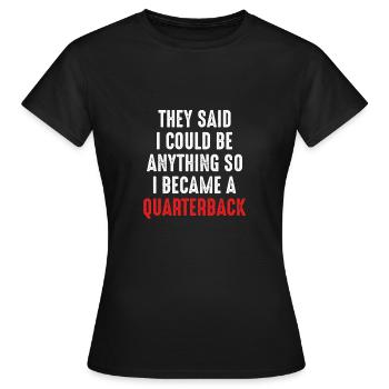 Je suis devenu quarterback de football - T-shirt Femme - noir - Devant - AI Model Female 172 dark (172cm)