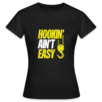 Abschleppen Ist Nicht Einfach - Frauen T-Shirt - Schwarz - Vorne - AI Model Female 172 dark (172cm)