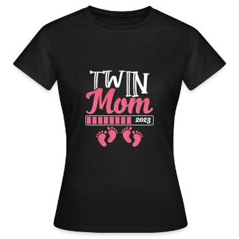 Twin mother year 2023 is loading - Women's T-Shirt - black - Front - AI Model Female 172 dark (172cm)