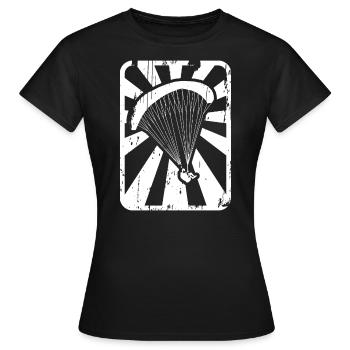 Gleitschirmflieger - Frauen T-Shirt - Schwarz - Vorne - AI Model Female 172 dark (172cm)