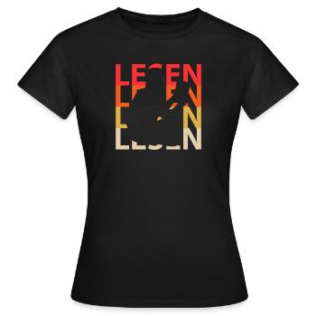 Leseratte - Frauen T-Shirt - Schwarz - Vorne - AI Model Female 172 dark (172cm)