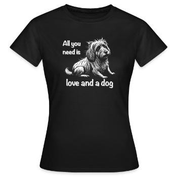 Tout ce dont vous avez besoin, c’est d’amour et d’un chien - T-shirt Femme - noir - Devant - AI Model Female 172 dark (172cm)