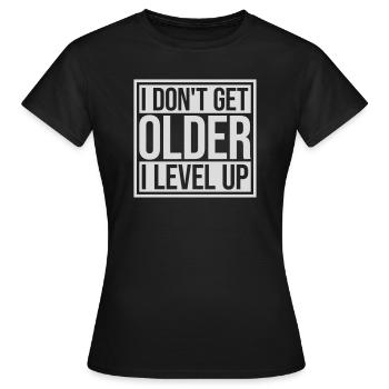 Vieillir - T-shirt Femme - noir - Devant - AI Model Female 172 dark (172cm)