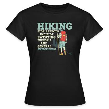 Les effets secondaires de la randonnée comprennent la transpiration de la randonnée en montagne - T-shirt Femme - noir - Devant - AI Model Female 172 dark (172cm)