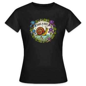 Machen Sie eine Wanderung - Frauen T-Shirt - Schwarz - Vorne - AI Model Female 172 dark (172cm)