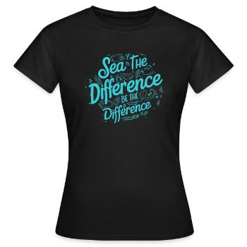Badestrand & Meer plastikfrei gegen Verschmutzung - Frauen T-Shirt - Schwarz - Vorne - AI Model Female 172 dark (172cm)