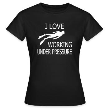 Diving Dive Dive - Women's T-Shirt - black - Front - AI Model Female 172 dark (172cm)