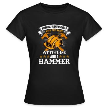 travailleur de la construction marteau - T-shirt Femme - noir - Devant - AI Model Female 172 dark (172cm)