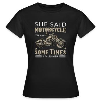 Passionné de motards motards - T-shirt Femme - noir - Devant - AI Model Female 172 dark (172cm)