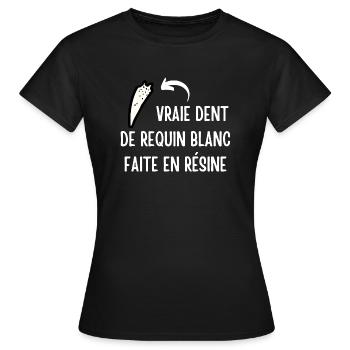 vraie dent de requin blanc faite en résine - T-shirt Femme - noir - Devant - AI Model Female 172 dark (172cm)