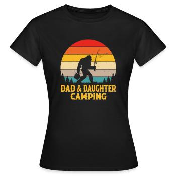 Sasquatch Dad & Daughter Camping Lover Sasquatch - Frauen T-Shirt - Schwarz - Vorne - AI Model Female 172 dark (172cm)