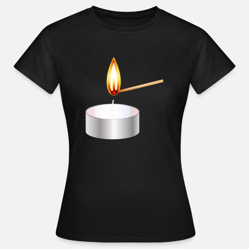 light a small tea light with match - Women's T-Shirt - black