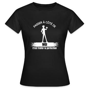 Passer à côté de moi - T-shirt Femme - noir - Devant - AI Model Female 172 dark (172cm)