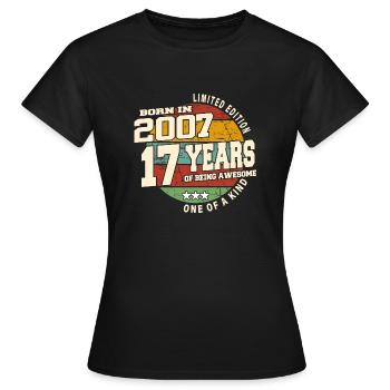 2007 Vintage Retro Classic 17 Jahre - Frauen T-Shirt - Schwarz - Vorne - AI Model Female 172 dark (172cm)