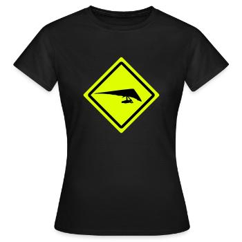 hang glider roadsign - T-shirt Femme - noir - Devant - AI Model Female 172 dark (172cm)