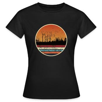 Windpark im Sonnenuntergang - Windkraft - Frauen T-Shirt - Schwarz - Vorne - AI Model Female 172 dark (172cm)