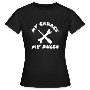Garage - Frauen T-Shirt - Schwarz - Vorne - AI Model Female 172 dark (172cm)