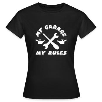 Garage - Frauen T-Shirt - Schwarz - Vorne - AI Model Female 172 dark (172cm)
