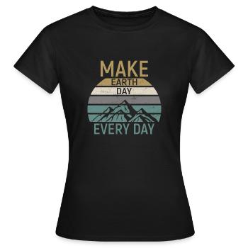 Make Earth Day every Day - Frauen T-Shirt - Schwarz - Vorne - AI Model Female 172 dark (172cm)