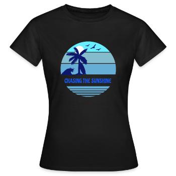 Chasing the sunshine - Women's T-Shirt - black - Front - AI Model Female 172 dark (172cm)
