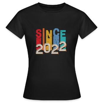 Since 2022 retro - T-shirt Femme - noir - Devant - AI Model Female 172 dark (172cm)