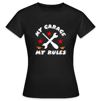 Garage - Frauen T-Shirt - Schwarz - Vorne - AI Model Female 172 dark (172cm)