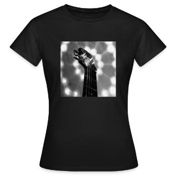 Guitar-Head (black&white) - Frauen T-Shirt - Schwarz - Vorne - AI Model Female 172 dark (172cm)