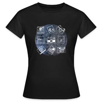 Illustration de la photographie - T-shirt Femme - noir - Devant - AI Model Female 172 dark (172cm)
