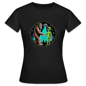 Bigfoot Alien Alliance - Funny Scifi Cryptid - Women's T-Shirt - black - Front - AI Model Female 172 dark (172cm)