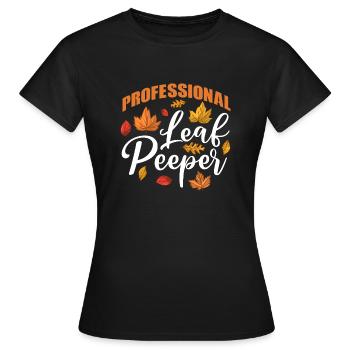 Professional Leaf Peeper Fall Leaves Collecting - Frauen T-Shirt - Schwarz - Vorne - AI Model Female 172 dark (172cm)