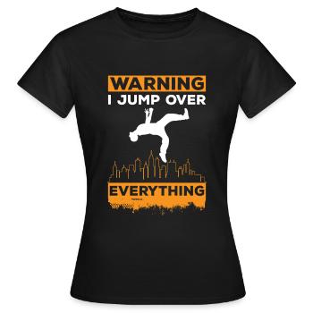 Parkour Urban Streetstyle Traceur - T-shirt Femme - noir - Devant - AI Model Female 172 dark (172cm)