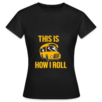 Schulbusfahrer Schulbus - Frauen T-Shirt - Schwarz - Vorne - AI Model Female 172 dark (172cm)