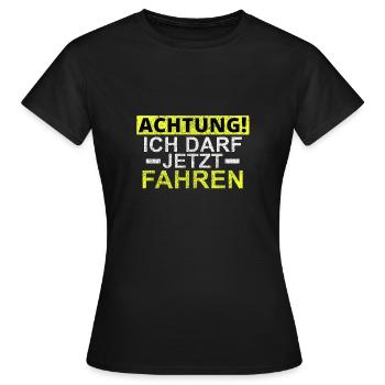 Permis de conduire passé - T-shirt Femme - noir - Devant - AI Model Female 172 dark (172cm)