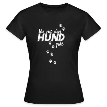 Die mit dem Hund geht - Frauen T-Shirt - Schwarz - Vorne - AI Model Female 172 dark (172cm)