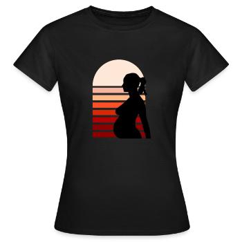 Vintage Schwangerschaft - Frauen T-Shirt - Schwarz - Vorne - AI Model Female 172 dark (172cm)