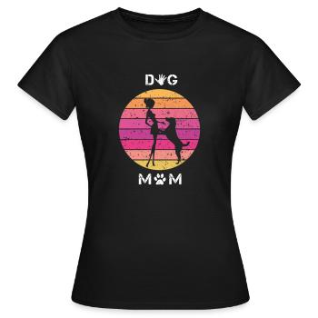 Dog mom - Women's T-Shirt - black - Front - AI Model Female 172 dark (172cm)