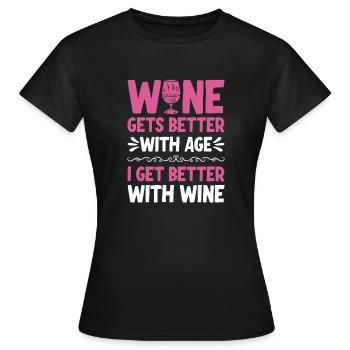 Le vin s’améliore avec l’âge Toast au vin - T-shirt Femme - noir - Devant - AI Model Female 172 dark (172cm)