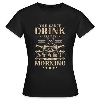 Faire la fête, faire la fête, boire, des amis - T-shirt Femme - noir - Devant - AI Model Female 172 dark (172cm)