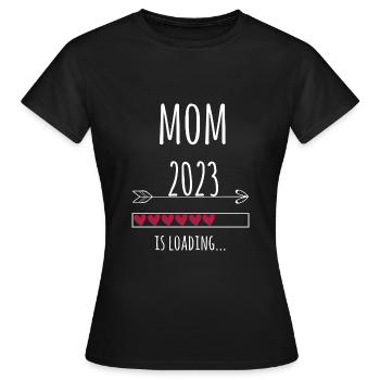 future maman 2023 est invitée Maman à être - T-shirt Femme - noir - Devant - AI Model Female 172 dark (172cm)