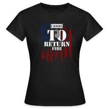 I Kneel To Return Fire - Veteran - Frauen T-Shirt - Schwarz - Vorne - AI Model Female 172 dark (172cm)