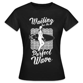 En attendant une vague parfaite - T-shirt Femme - noir - Devant - AI Model Female 172 dark (172cm)
