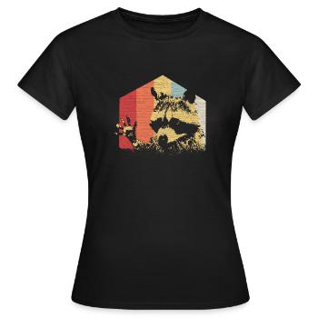 Raccoon Vintage GRUNGE - Women's T-Shirt - black - Front - AI Model Female 172 dark (172cm)