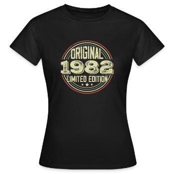 1982 Birthday Parties, ein legendärer Jahrgang - Frauen T-Shirt - Schwarz - Vorne - AI Model Female 172 dark (172cm)