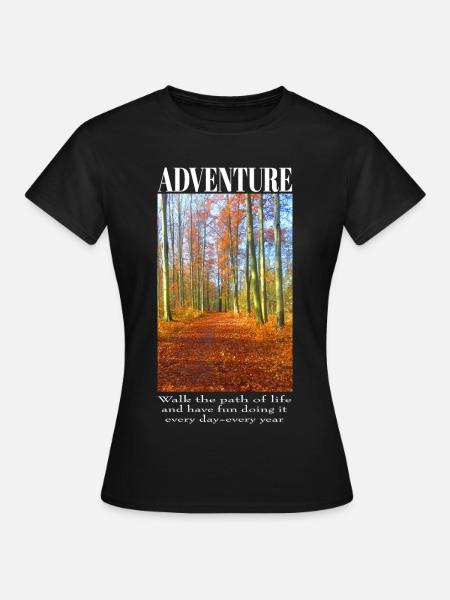 Herbstlicher Waldweg Wanderdesign - Frauen T-Shirt - Schwarz