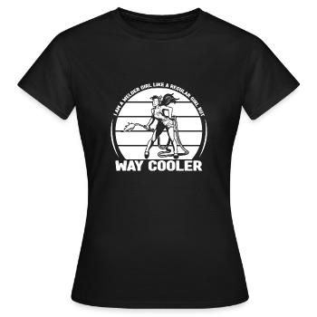 Welder Girl Way Cooler Gift idea - Frauen T-Shirt - Schwarz - Vorne - AI Model Female 172 dark (172cm)