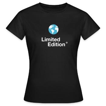 Earth Planet Schutz limited Earth Save planet klima - T-shirt Femme - noir - Devant - AI Model Female 172 dark (172cm)